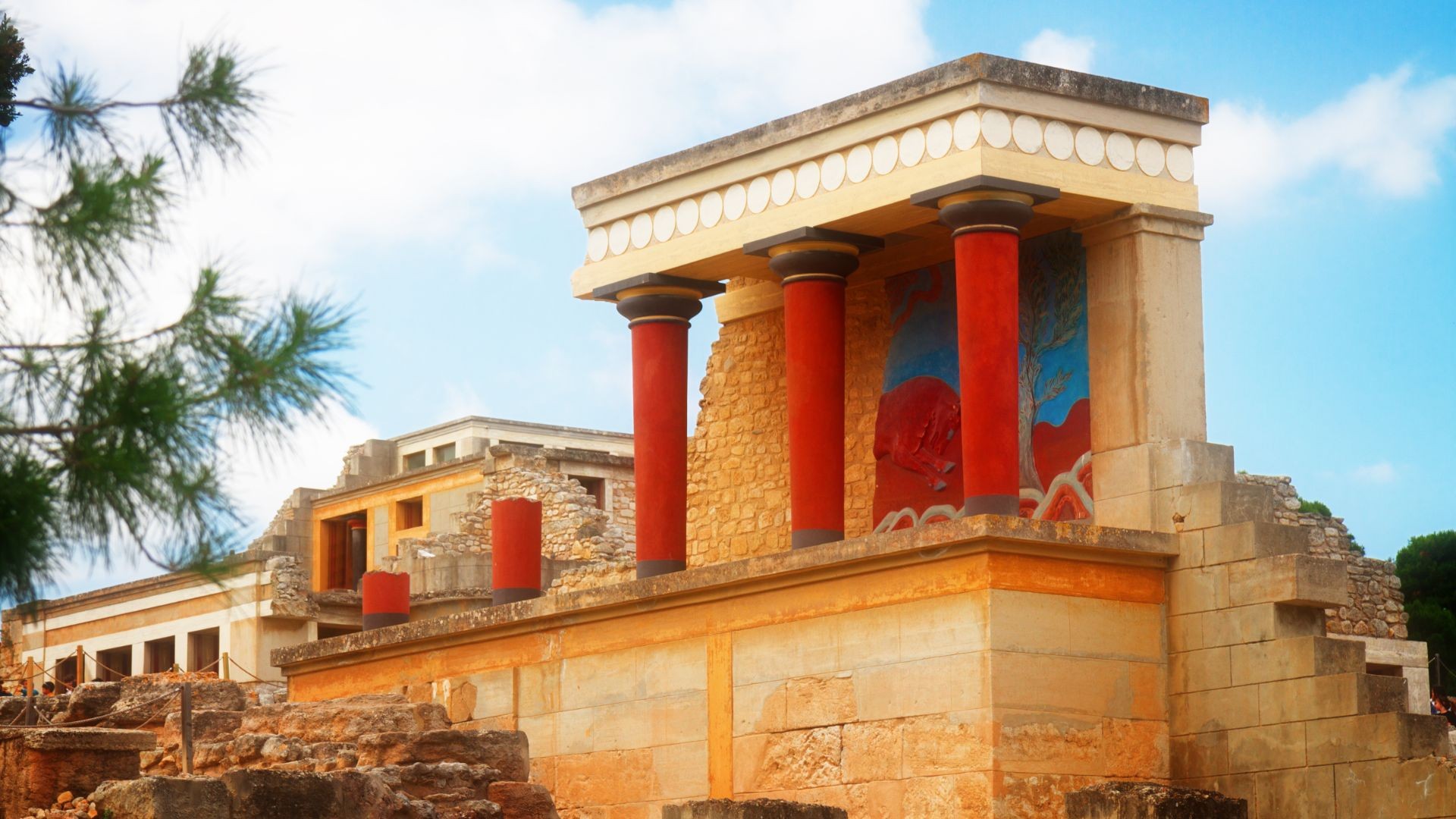 Knossos Palace: Journey into the Heart of Minoan Civilization in Crete